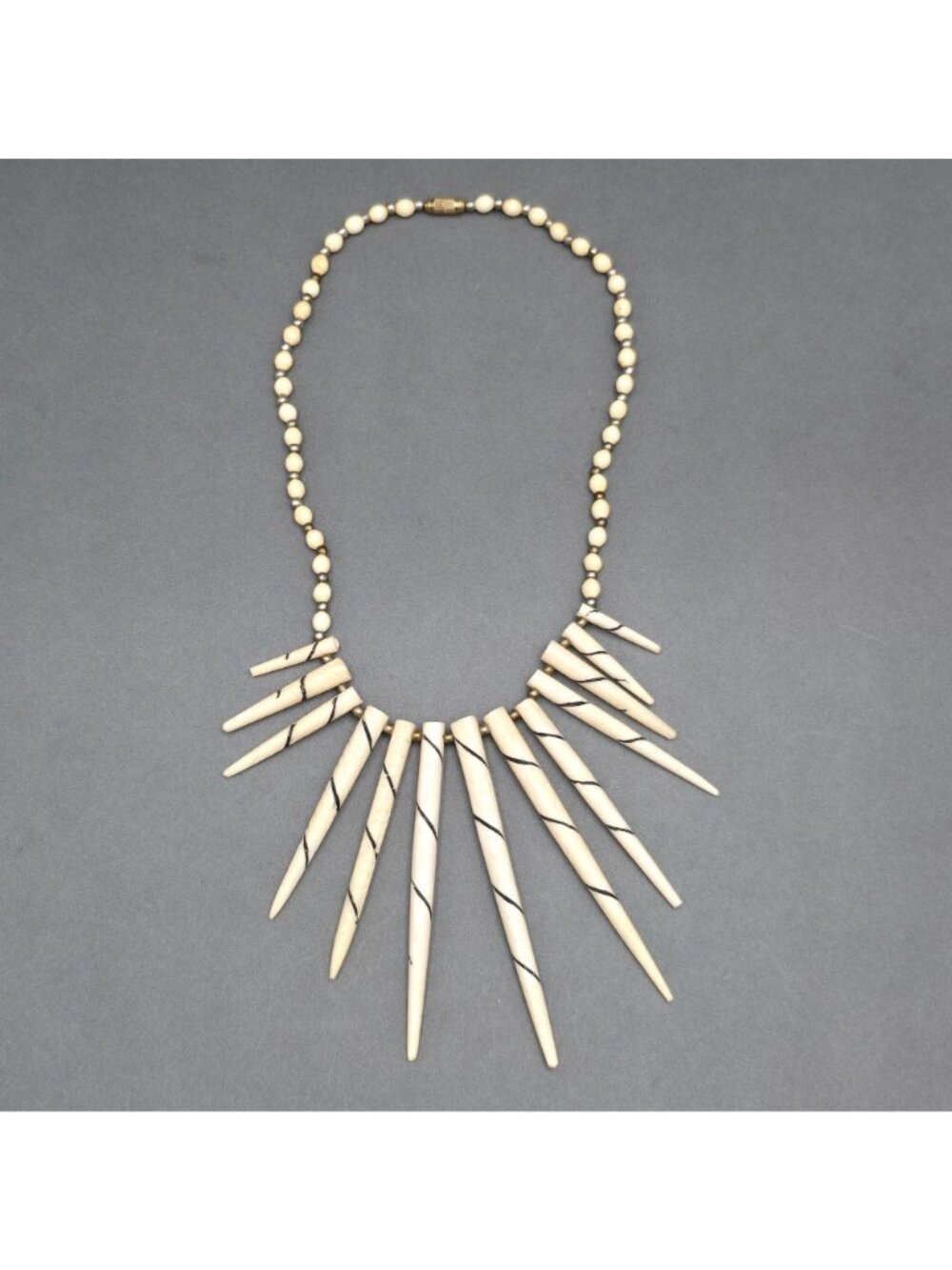 Vintage Batik Style Carved Bone Spike Necklace 16" Ethnic Tribal Horn Bib - Picture 4 of 16